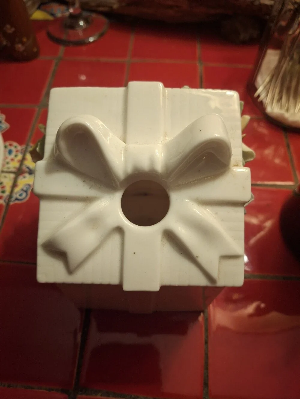 Irice Japanese Porcelain Floral Relief Cotton Ball Dispenser W Rubber Stop Botto